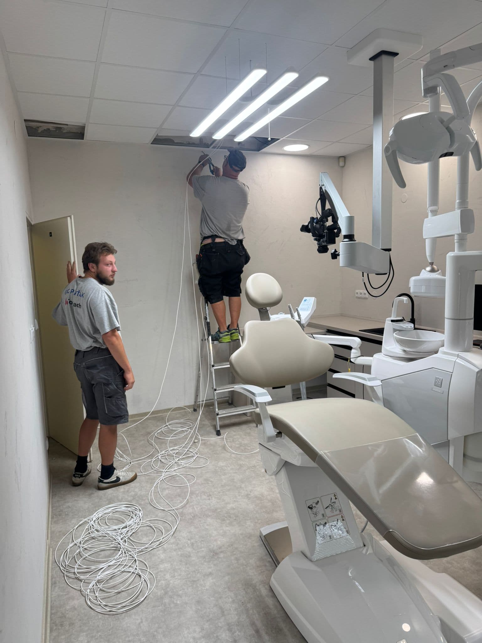 PHOTO 2025 10 20 18 24 01 17